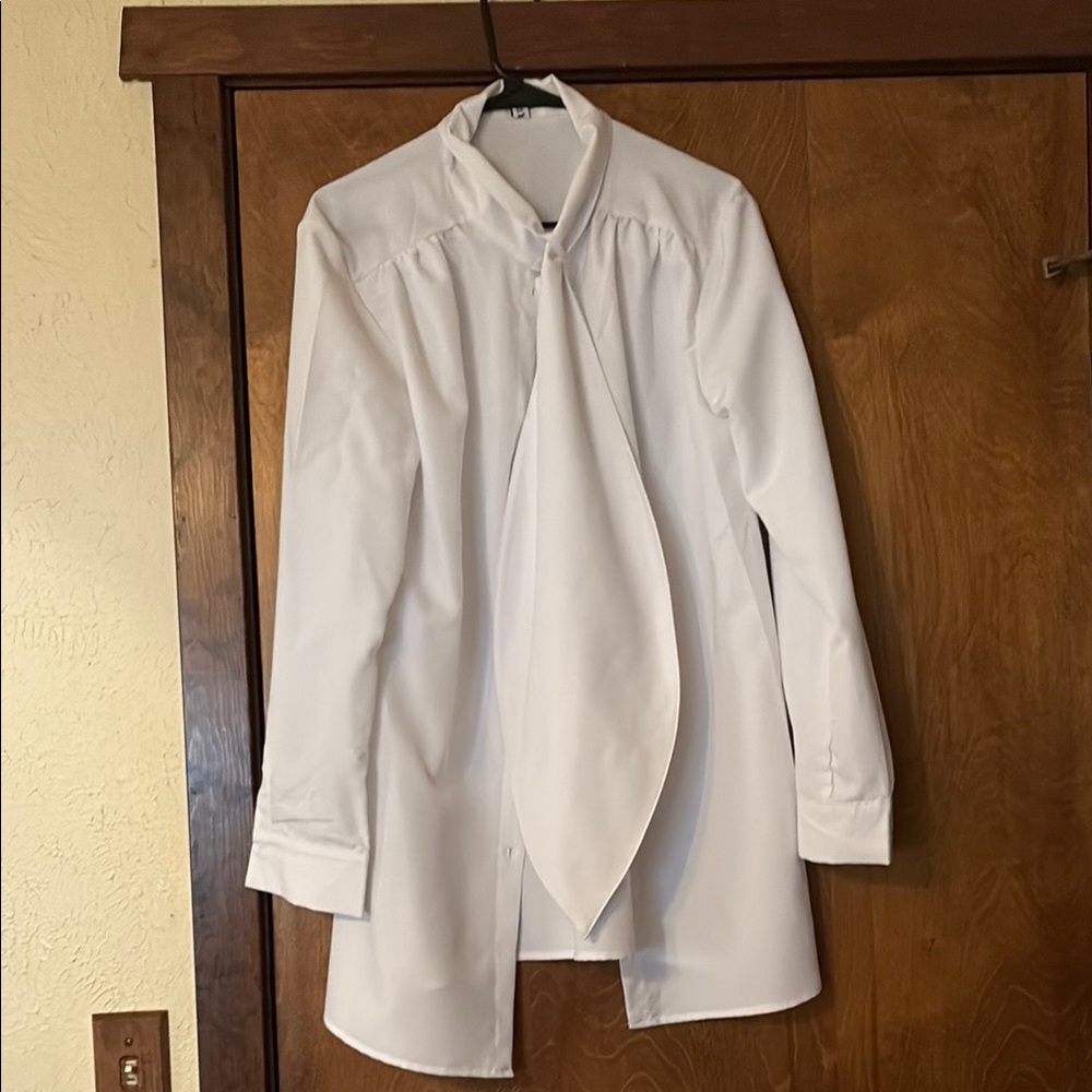 Elegant White Long-Sleeve Blouse
